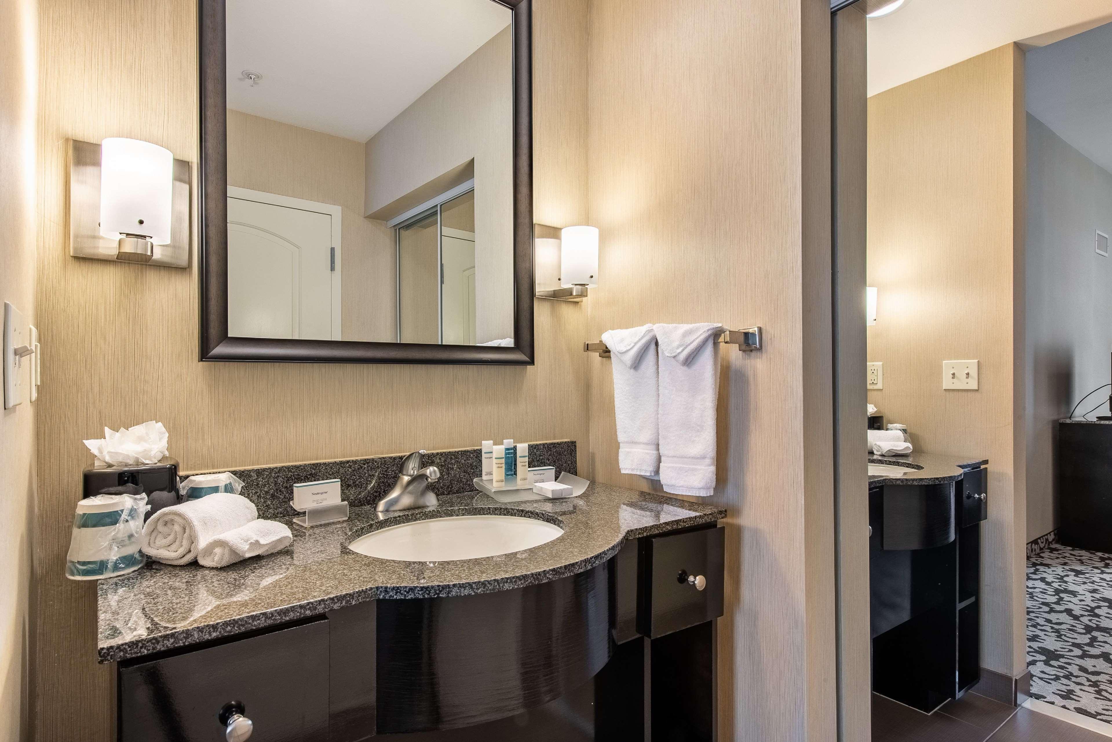 Homewood Suites By Hilton Oxnard/Camarillo Eksteriør bilde